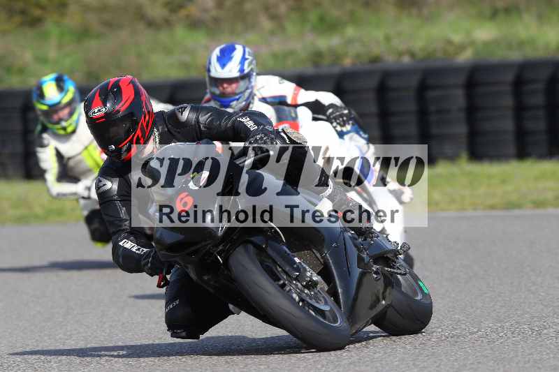 /Archiv-2023/06 10.04.2023 Moto Club Anneau du Rhin/Rouge Expert/6